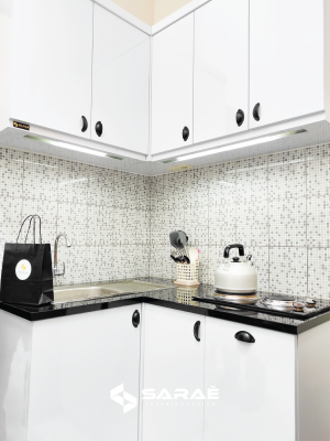 KItchen set untuk dapur yang terbatas warna putih